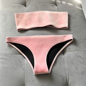 Hoaka bikini 👙